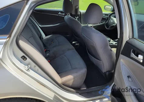 2011 Hyundai Sonata z USA, uszkodzony, nr VIN 5NPEB4AC1BH010509